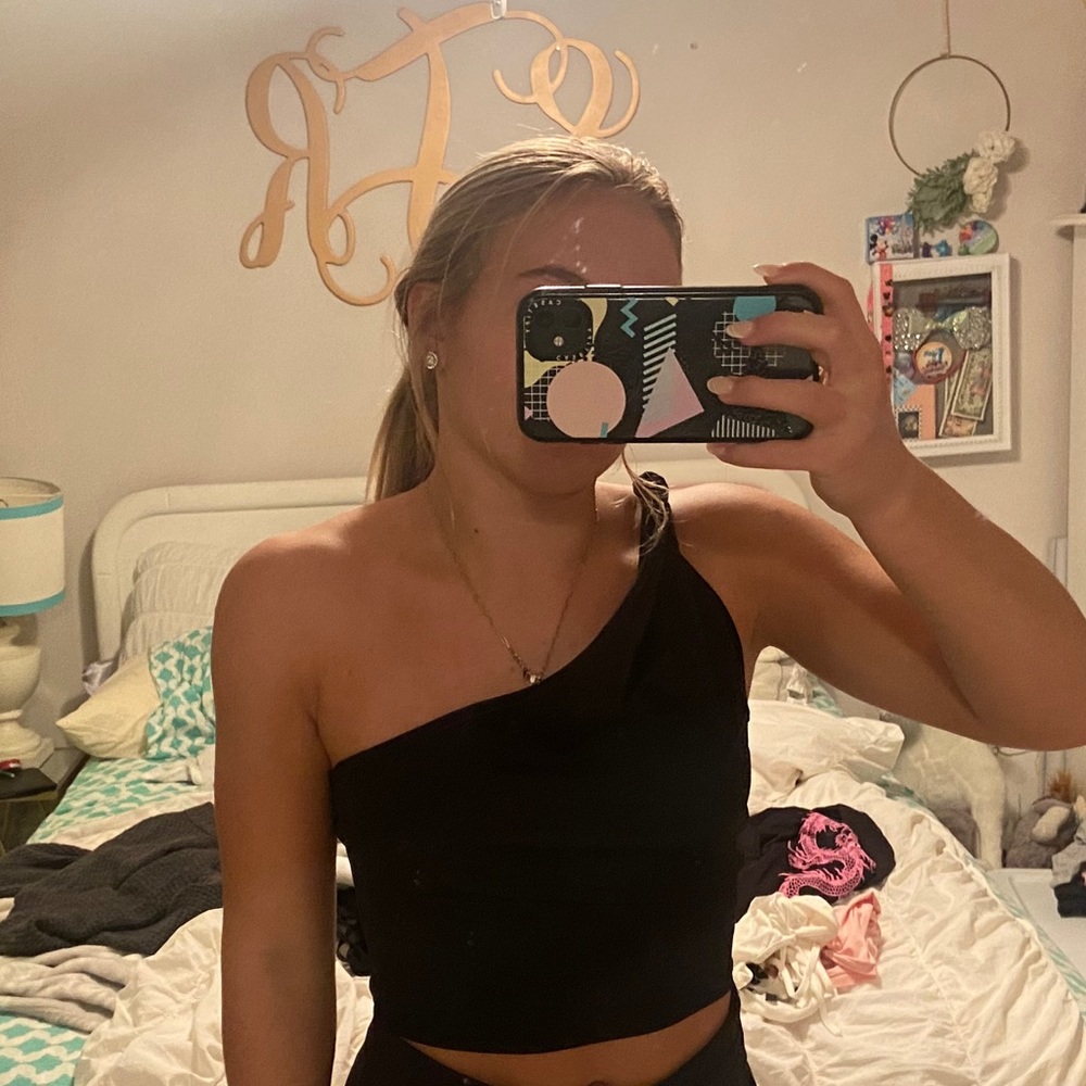 Pack of 4 tank tops